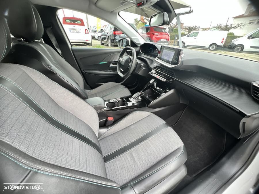 Peugeot e-208 50 kWh Allure Pack - 23