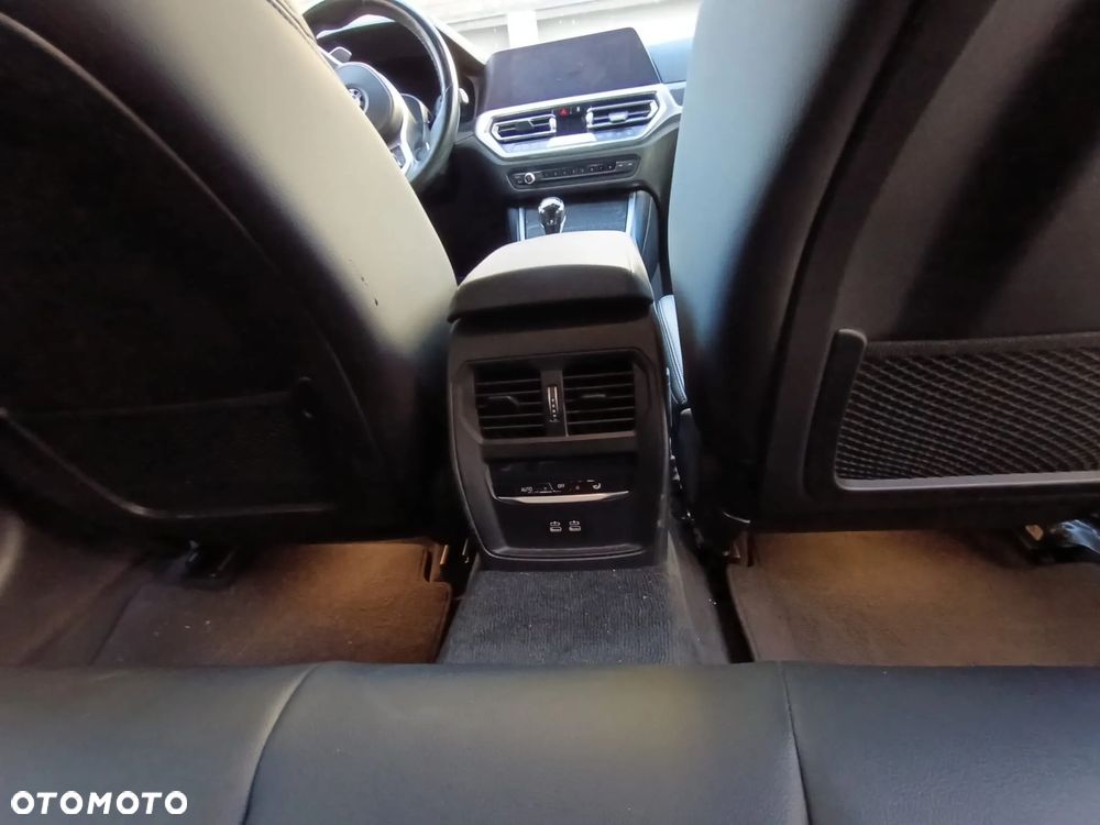 BMW Seria 3 M340i xDrive sport - 18