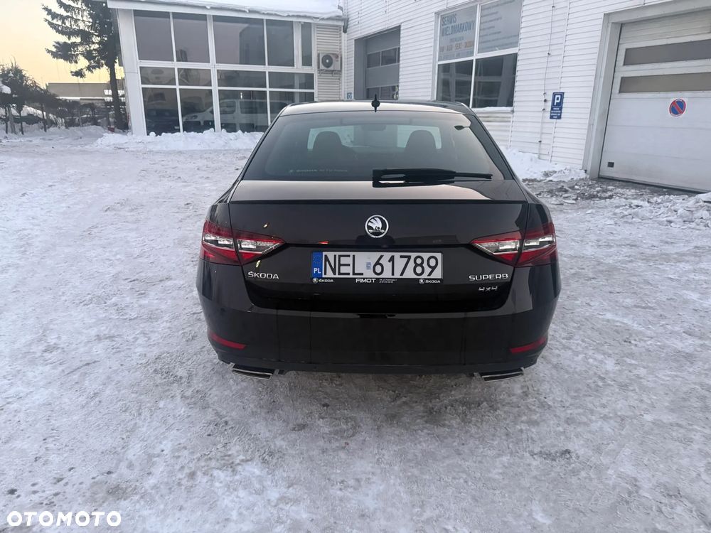 Skoda Superb 2.0 TSI 4x4 Sportline DSG - 5