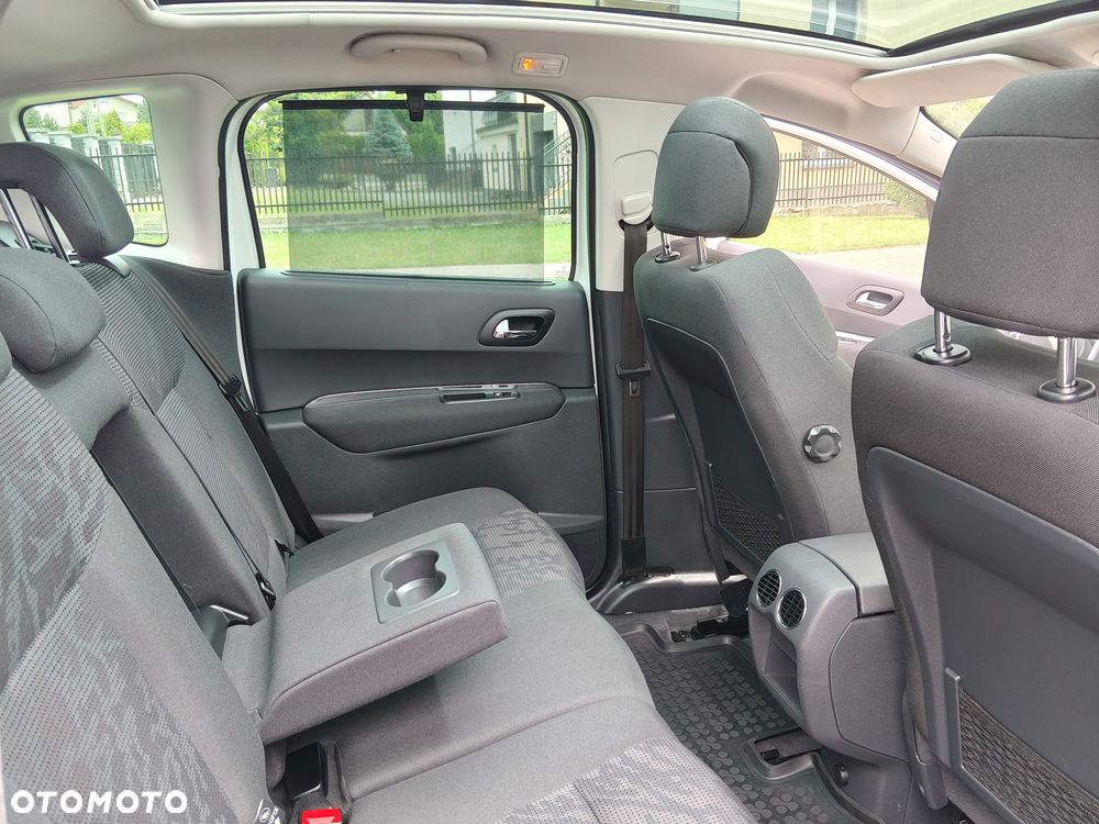 Peugeot 3008 - 19