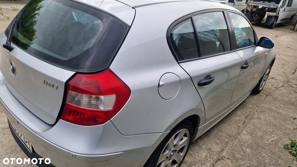 BMW 1 E87 BŁOTNIK TYŁ PRAWY 354/7 TITENSILBER METALLIC - 1