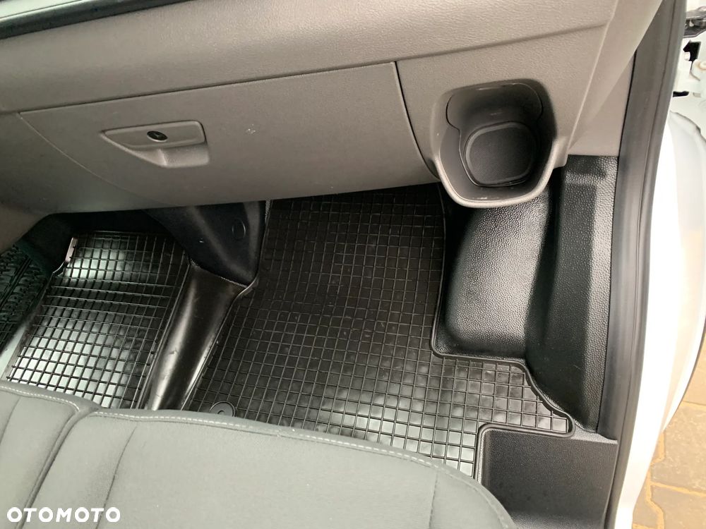 Ford Transit Custom L1H1 300S Lift Trend Mocny silnik 2.0TDCI Euro-6 VAN z Homologacją VAT-1 - 29