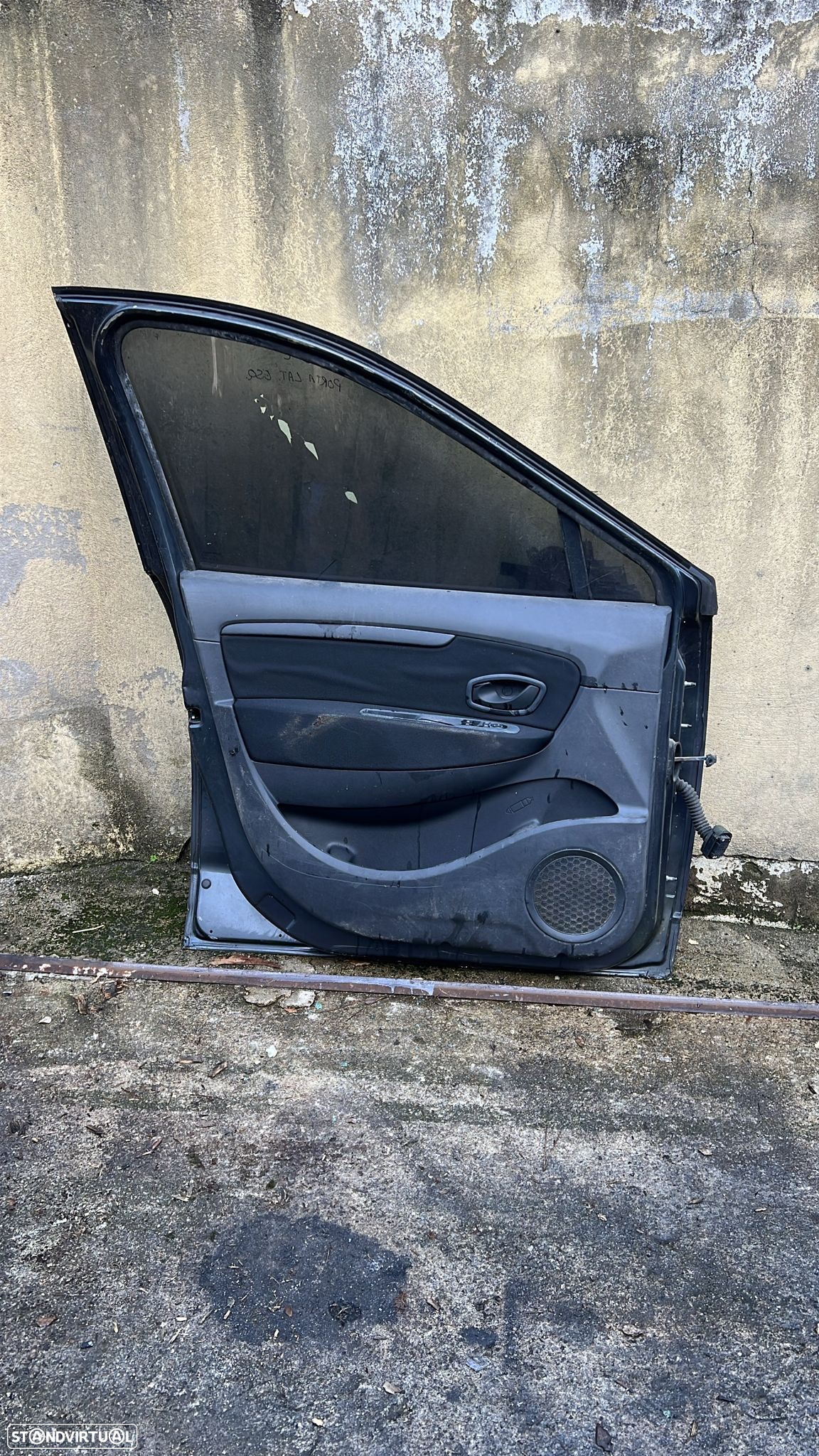Porta da Frente Esquerda Renault Scénic - 2