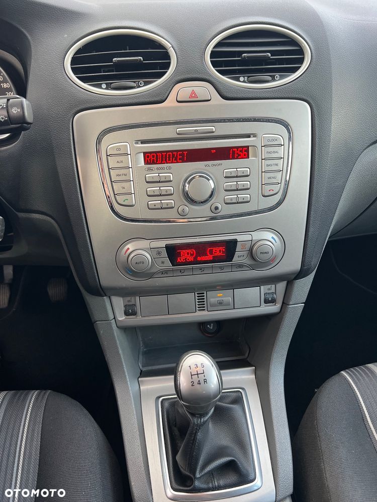 Ford Focus 1.6 16V Black Magic - 22