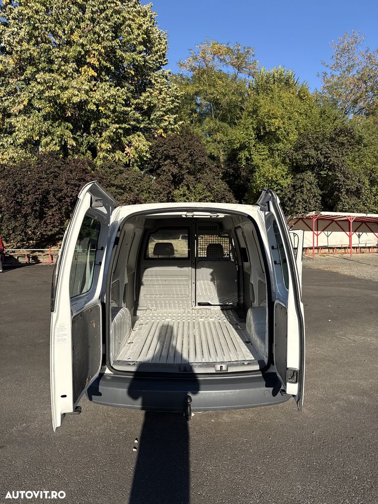 Volkswagen Caddy Maxi - 18