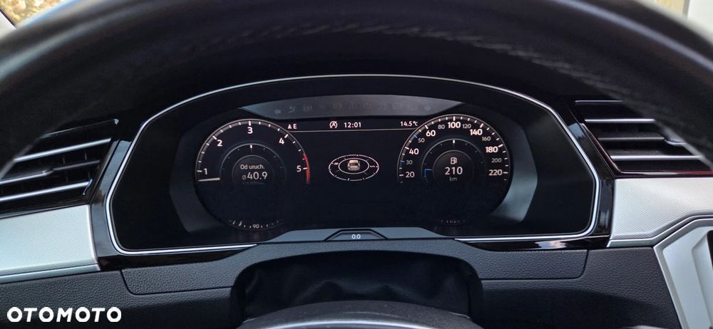 Volkswagen Passat Variant 2.0 TDI EVO Business DSG - 23