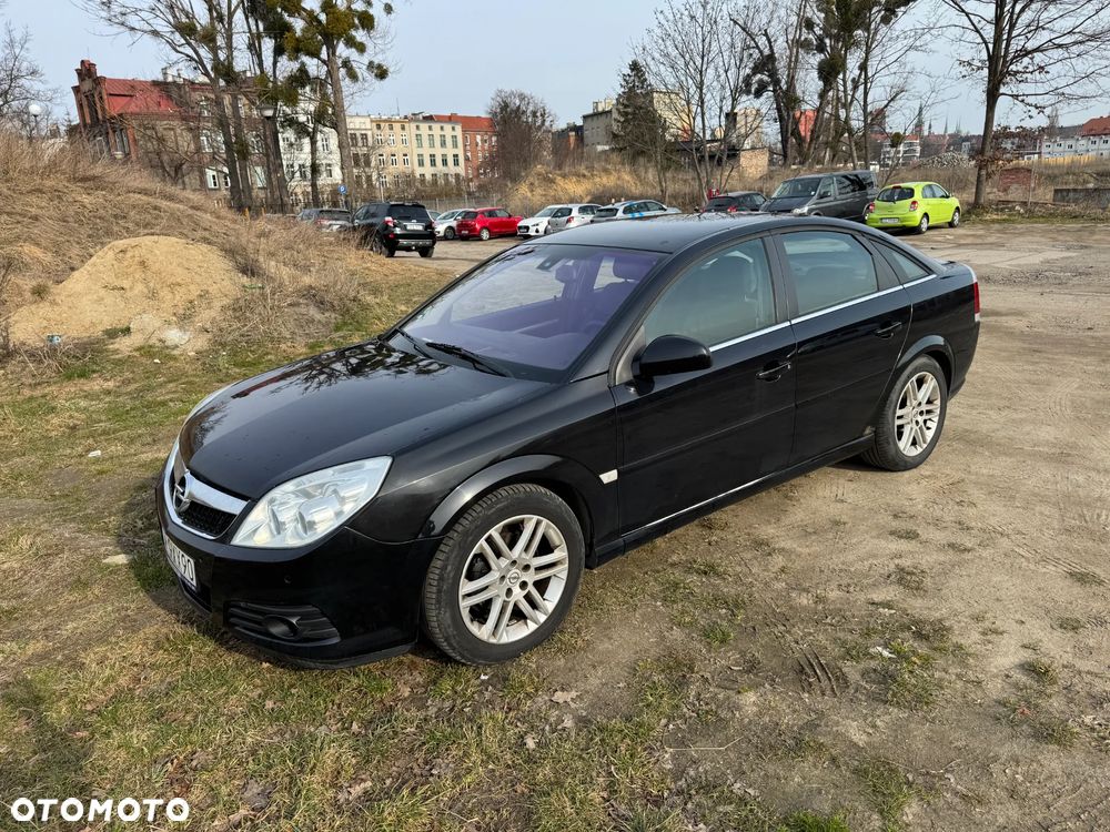 Opel Vectra 1.9 CDTI DPF Cosmo - 1