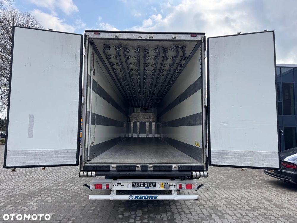Krone Hakowa, Thermo King SLXi 400 - 11