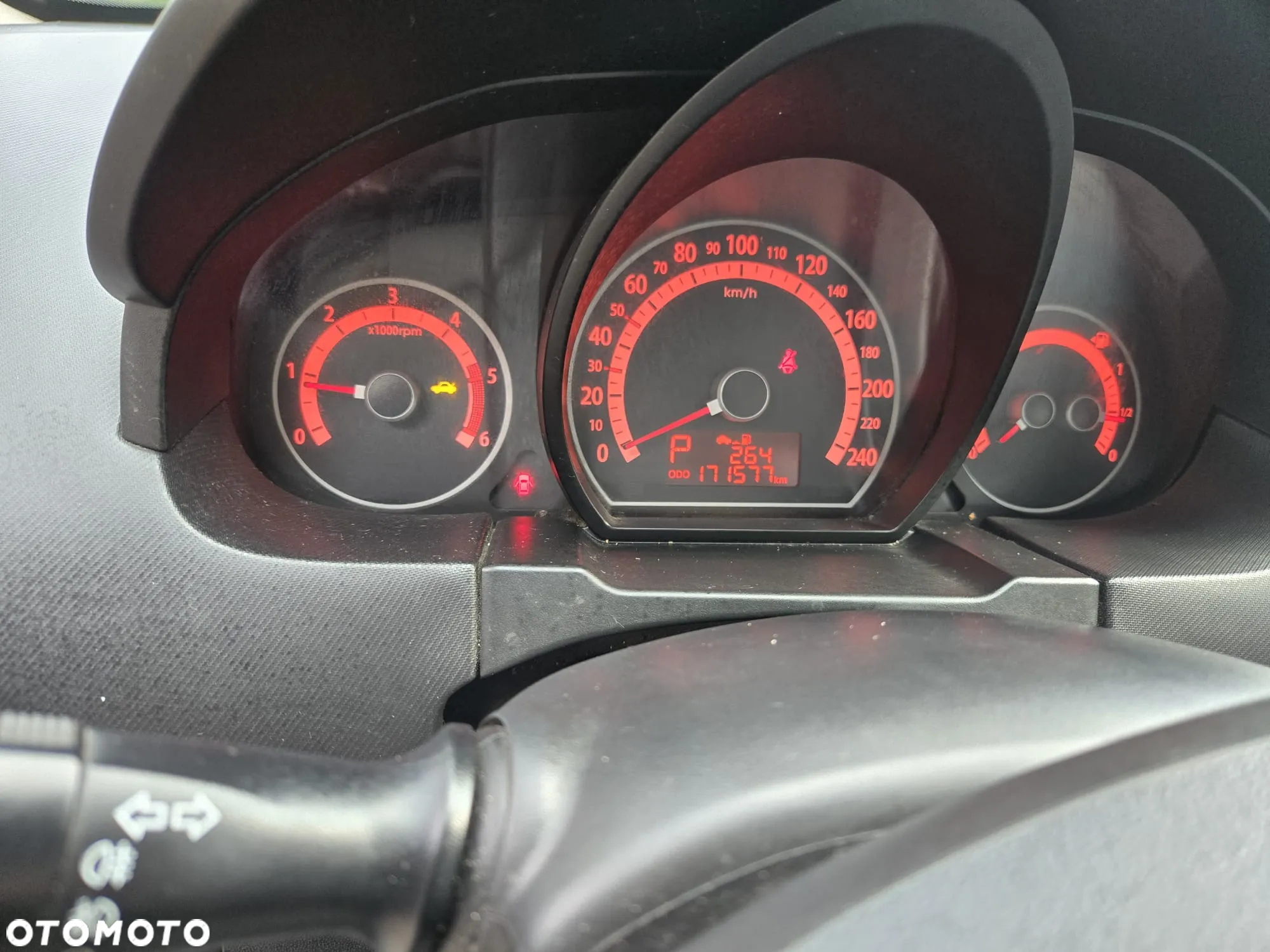 Kia Ceed - 9