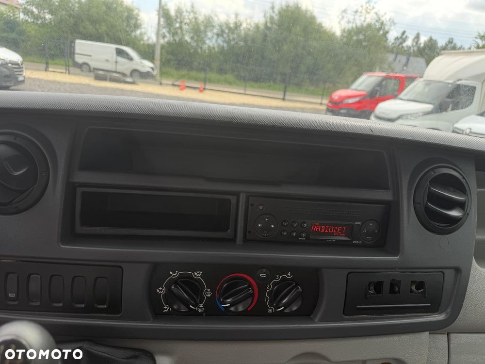 Renault Master / Wywrotka / 2.5D / Stan bardzo dobry / - 19
