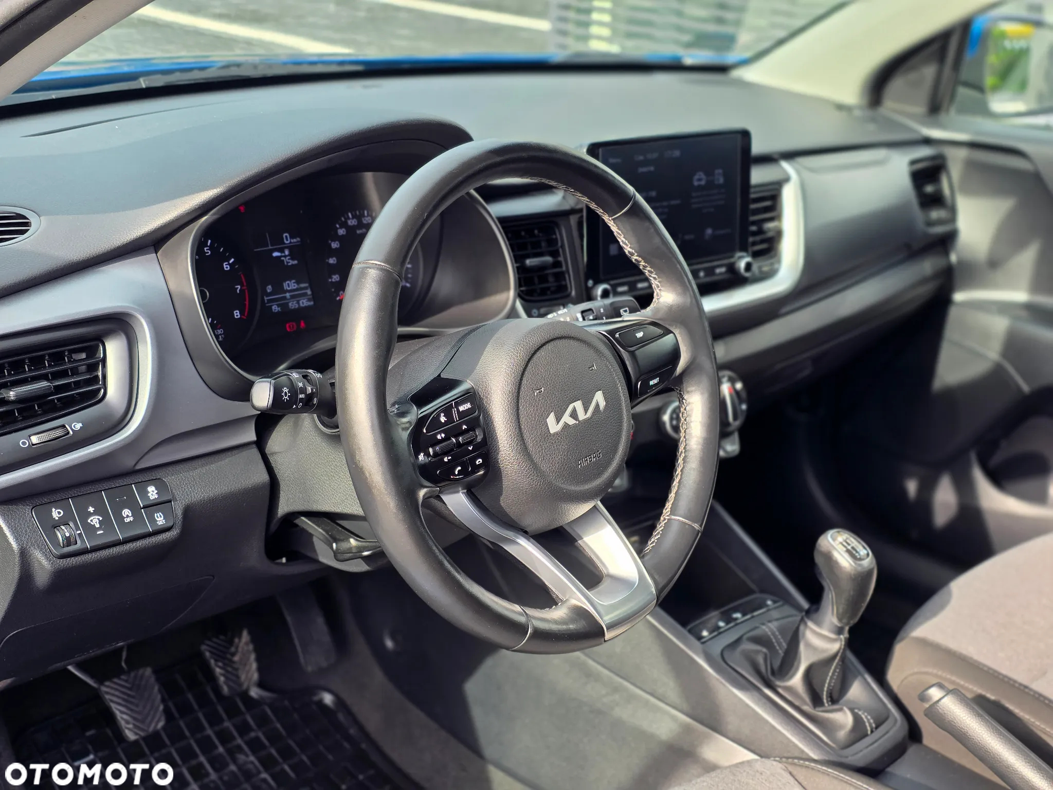 Kia Stonic 1.0 T-GDI L - 18