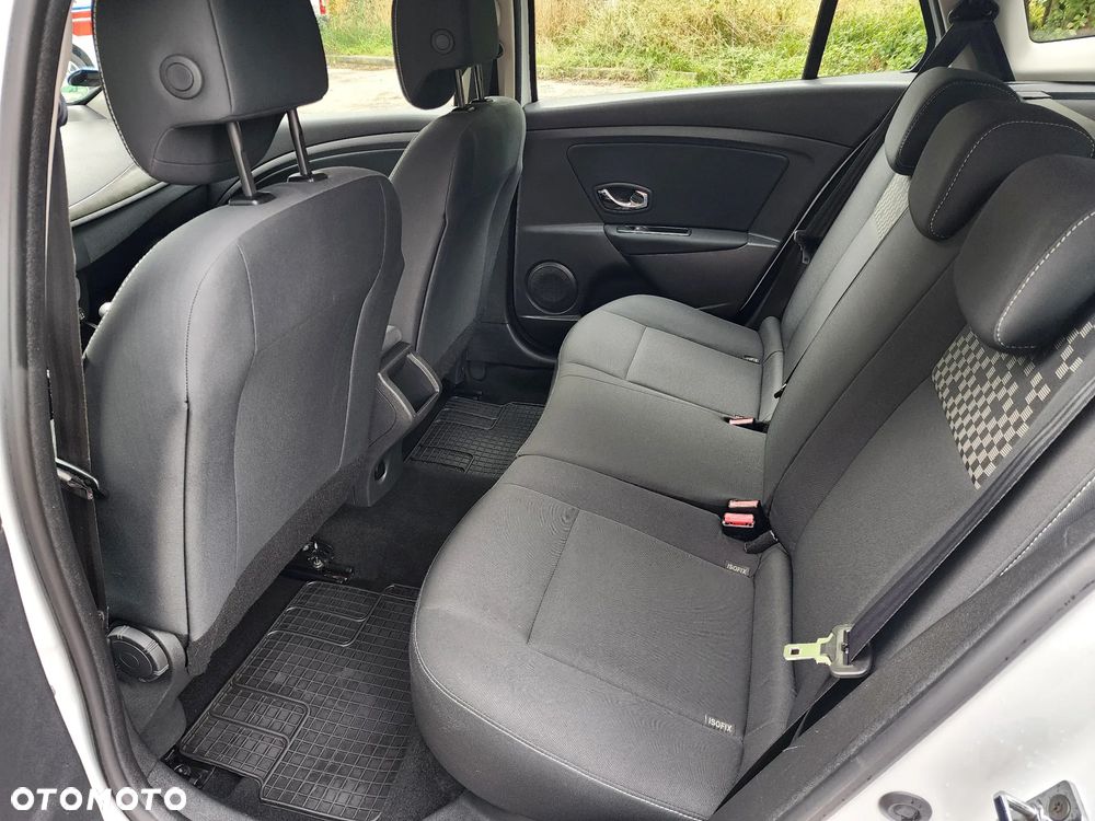 Renault Megane 1.6 16V 100 Paris - 28