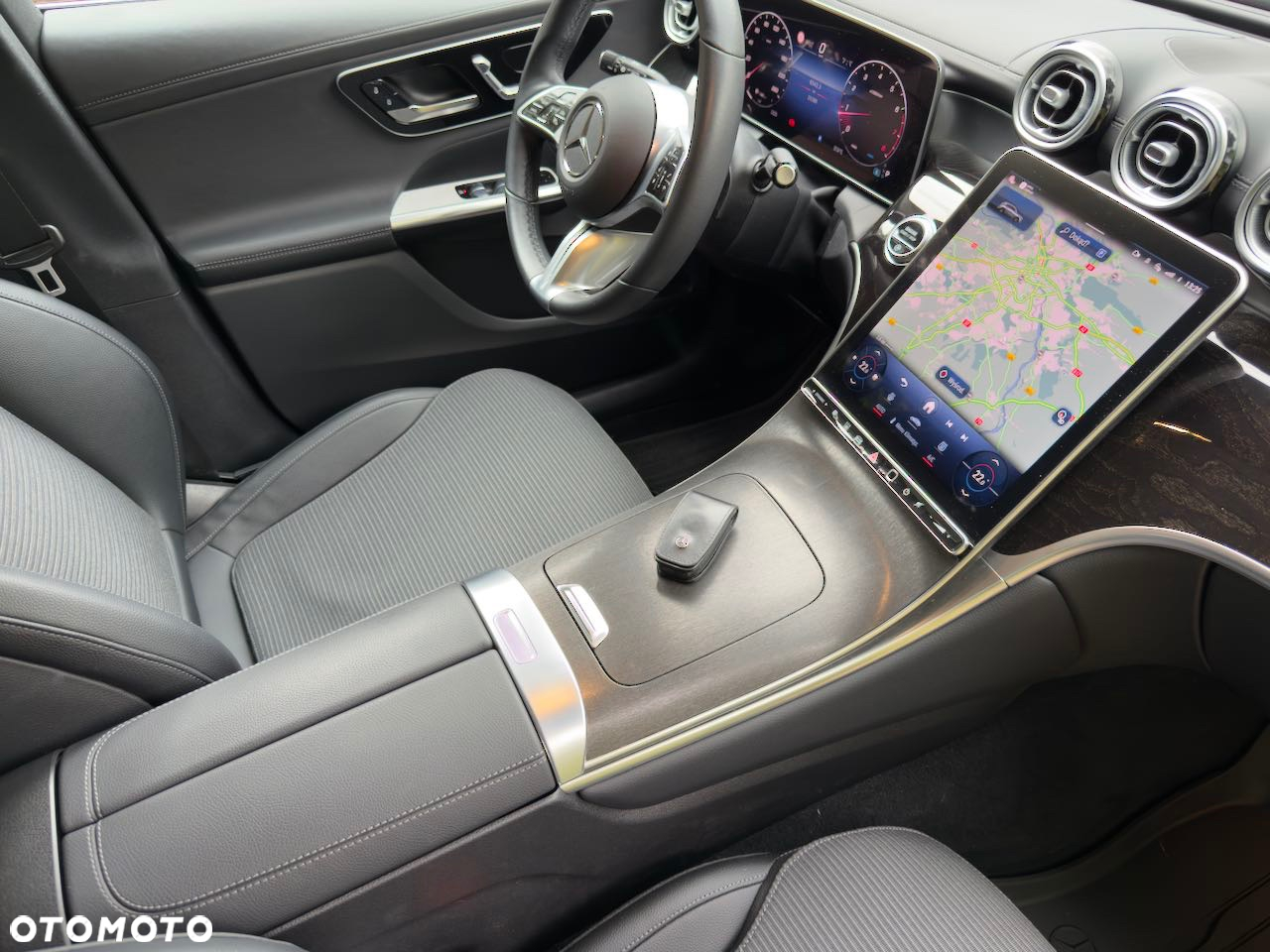 Mercedes-Benz GLC - 23