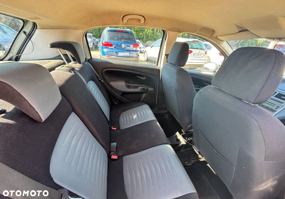 Fiat Punto - 17