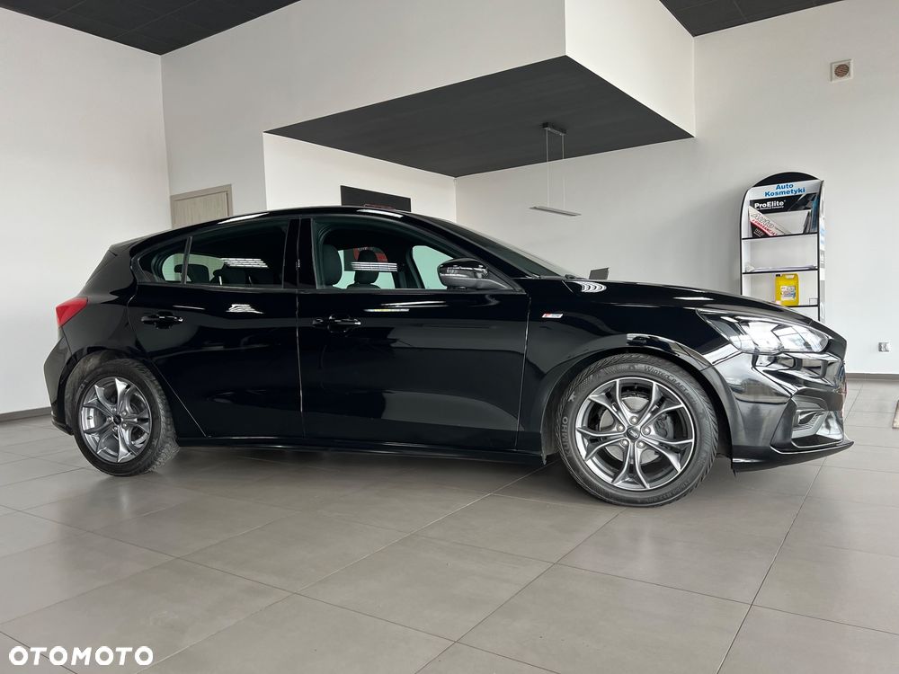 Ford Focus - 8
