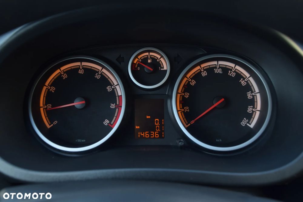 Opel Corsa - 18
