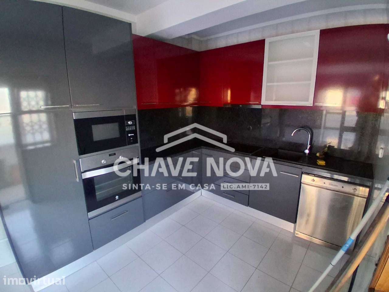 Apartamento T2 - Baguim do Monte - Grande imagem: 2/16