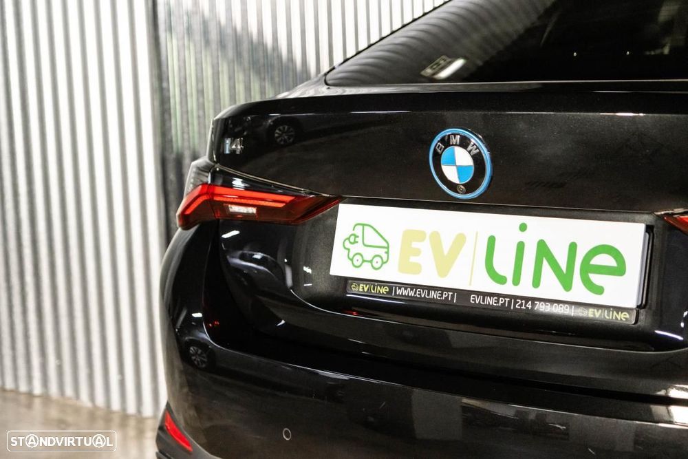 BMW i4 eDrive40 - 13