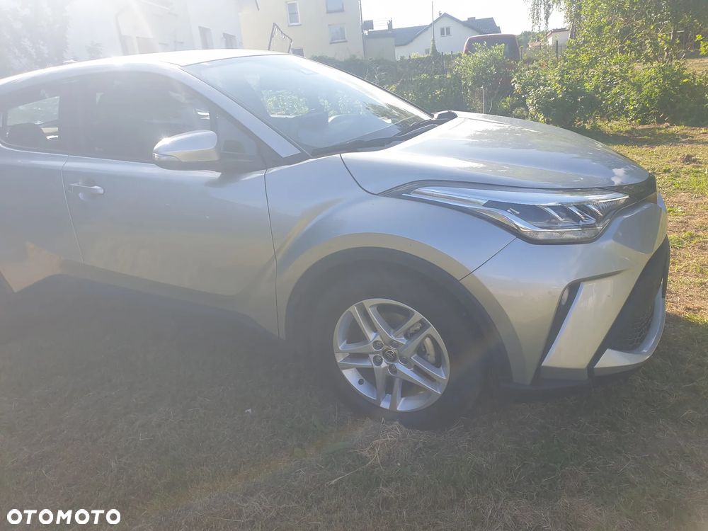 Toyota C-HR Business-Edition - 8