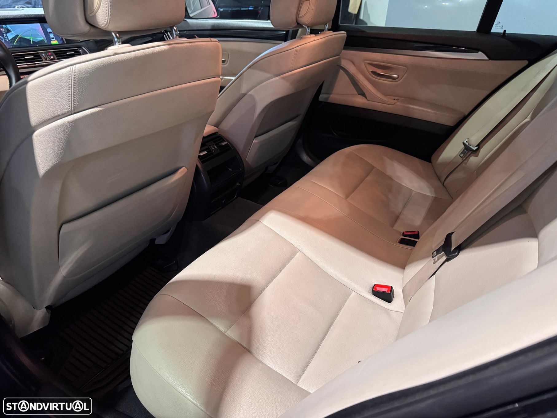 BMW 535 d Exclusive Auto - 35