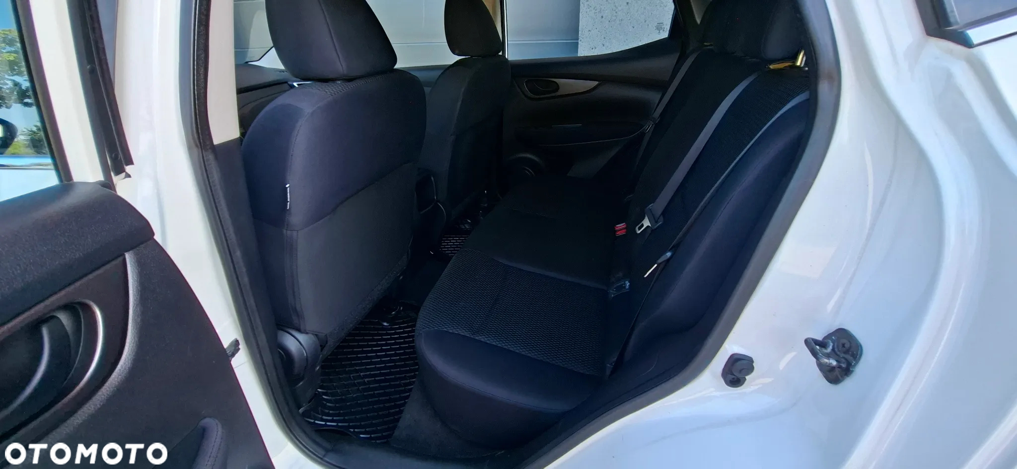 Nissan Qashqai 1.2 DIG-T N-Connecta - 19