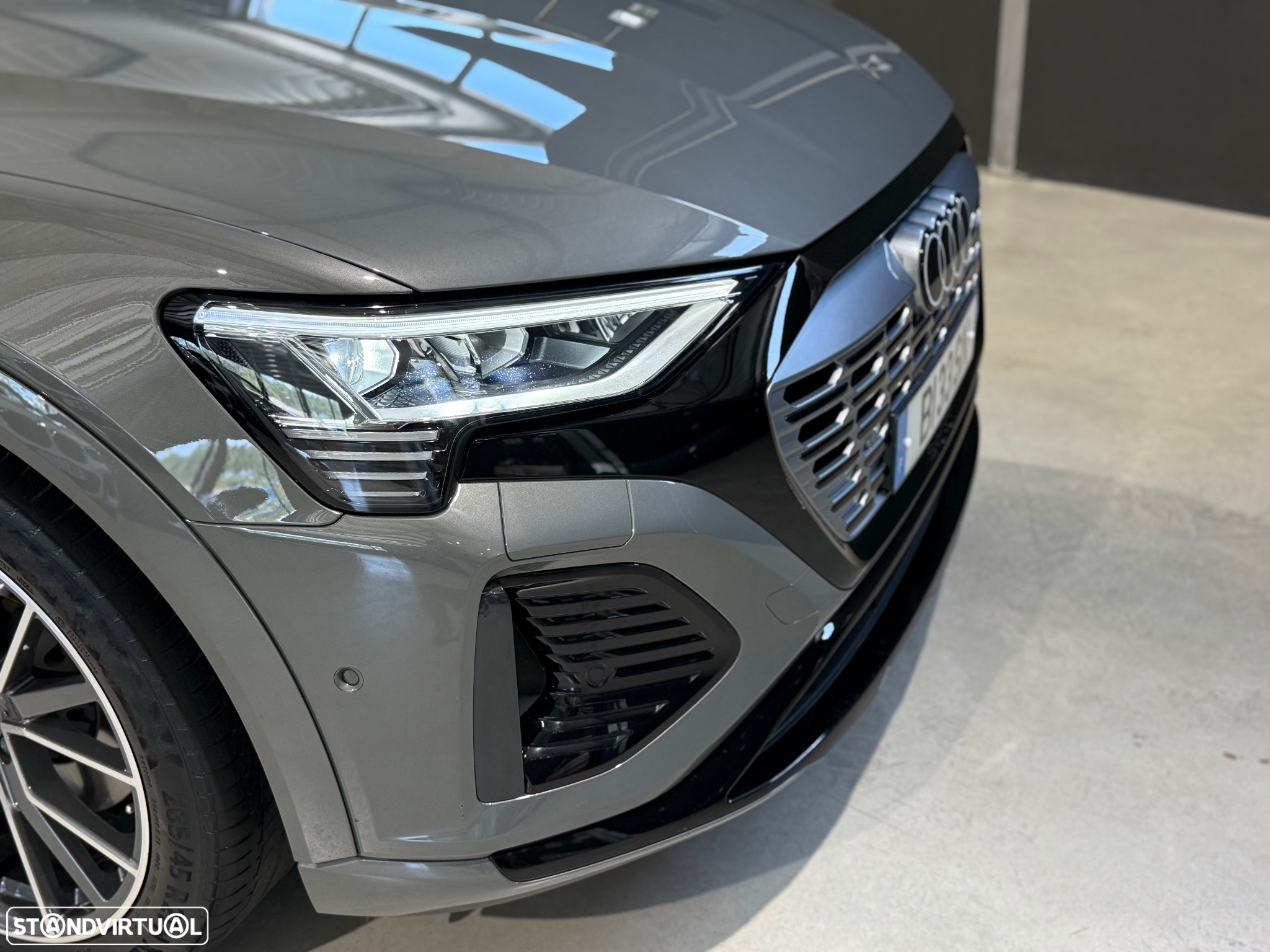 Audi Q8 e-Tron 50 quattro S line - 13