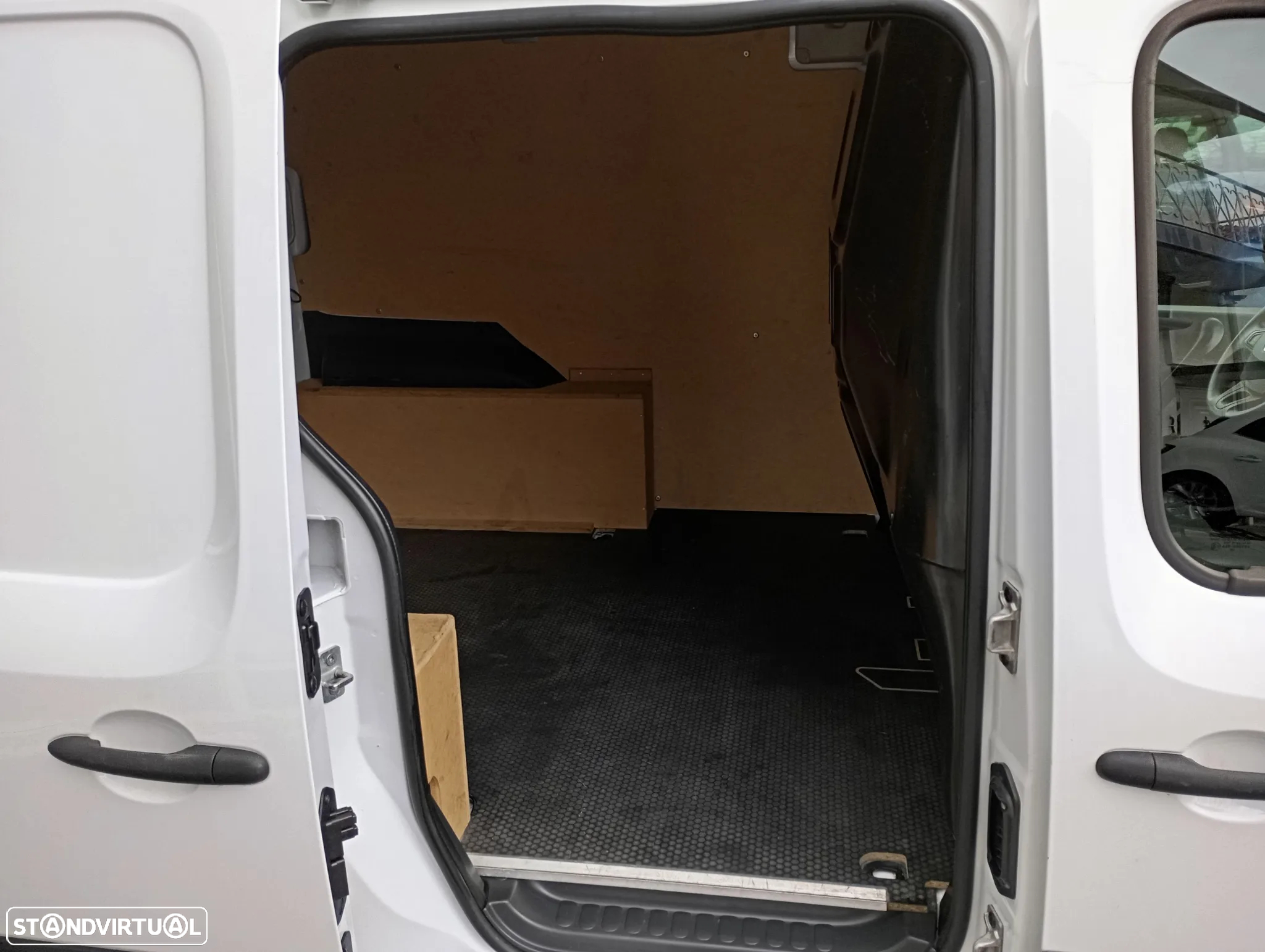 Renault Kango 1.5 dci 95 cv 3L - 14