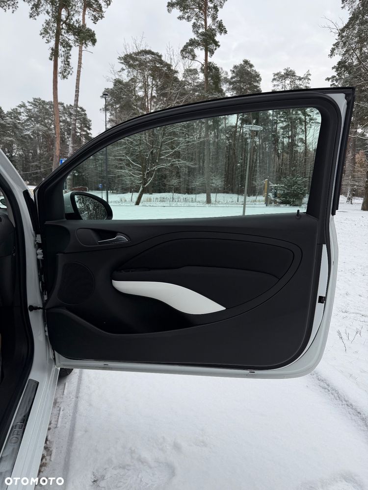 Opel Adam 1.4 Black Link - 13