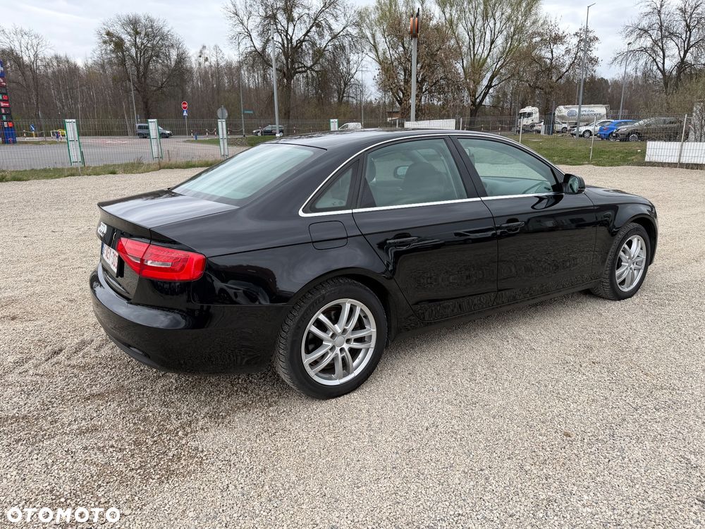 Audi A4 Limousine 2.0 TDI DPF Attraction - 13