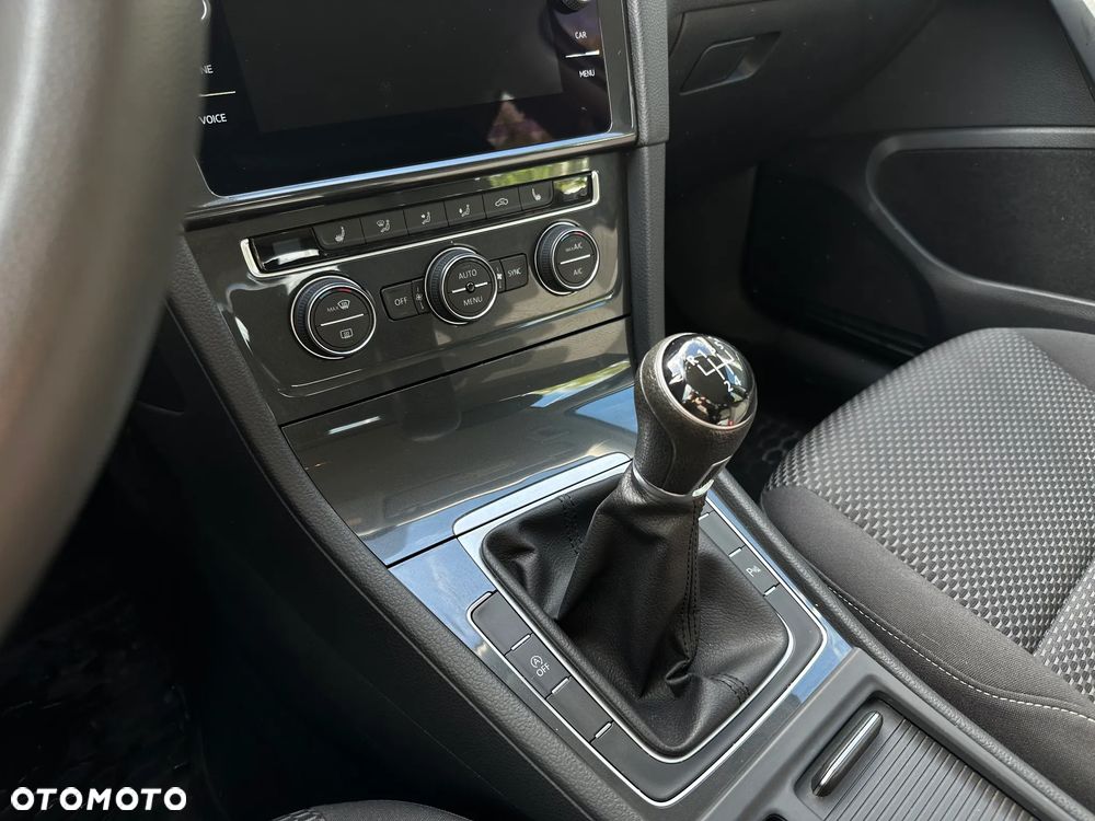 Volkswagen Golf Variant 1.6 TDI SCR Trendline - 18
