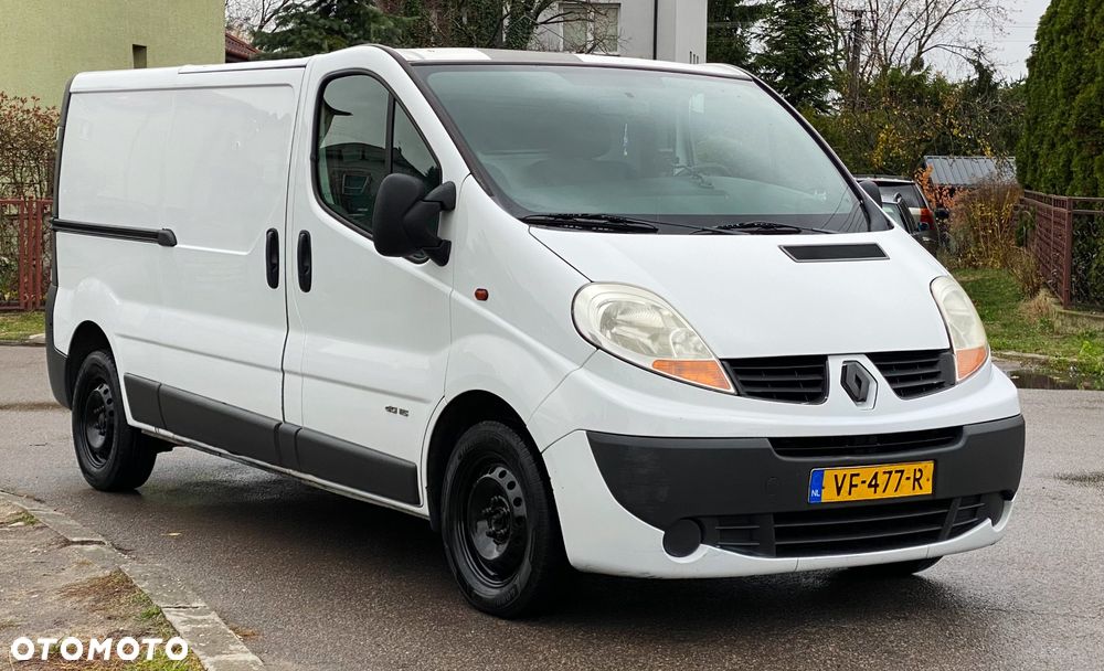 Renault Trafic - 1