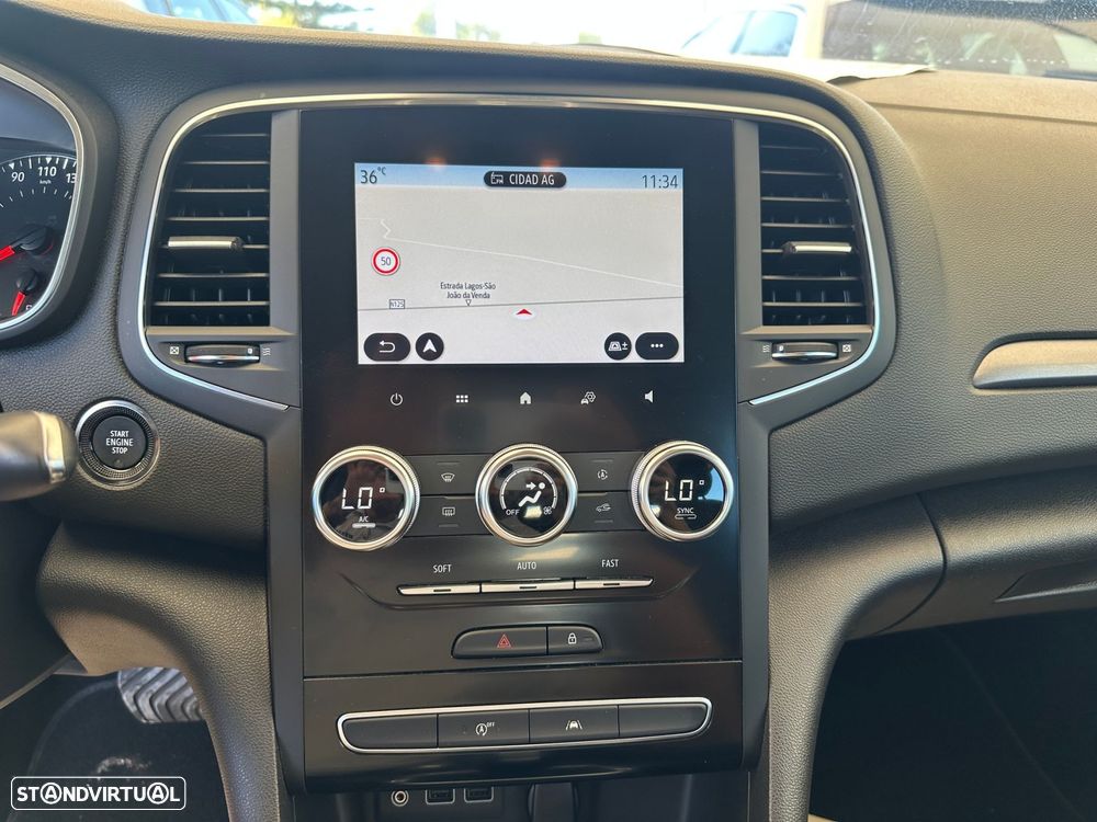 Renault Mégane 1.5 Blue dCi Equilibre EDC - 19