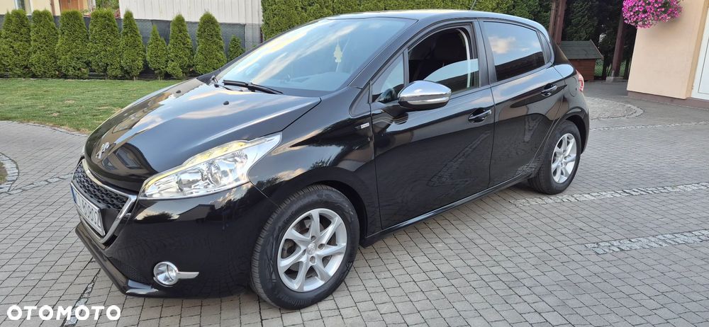 Peugeot 208 1.2 VTi Style - 4