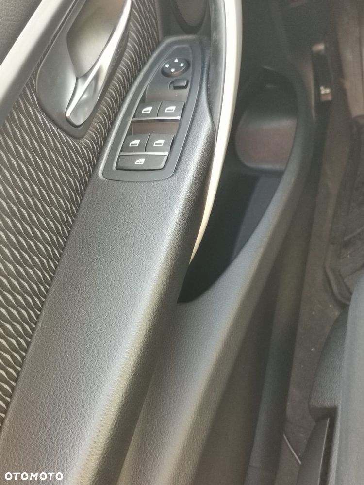 BMW Seria 3 - 12