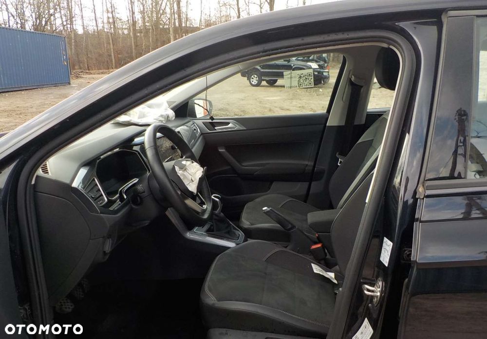 Volkswagen Polo - 25