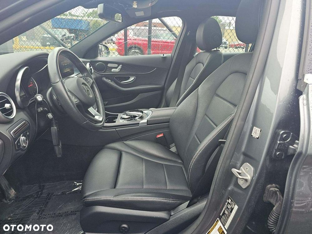 Mercedes-Benz C-Class 2018 photo 5
