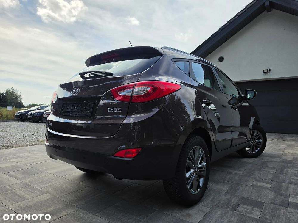 Hyundai ix35 1.6 2WD Fifa World Cup Edition - 6