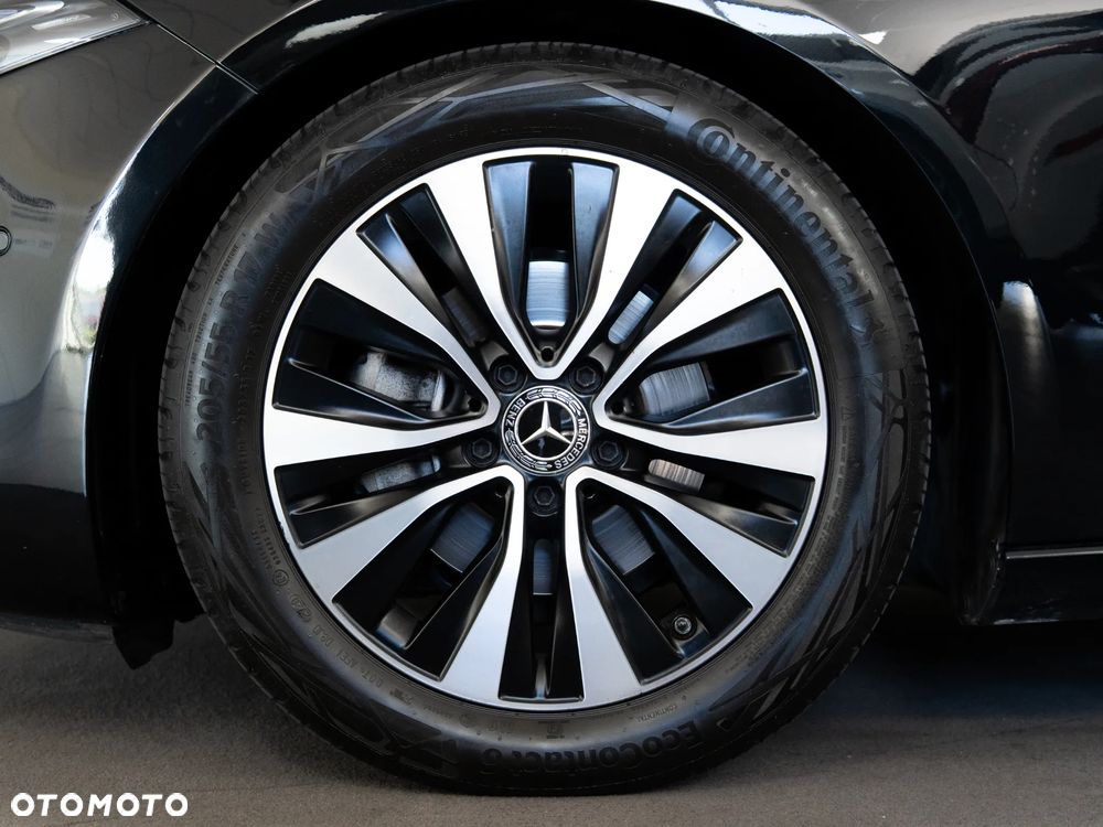 Mercedes-Benz Klasa A 180 Style 7G-DCT - 7