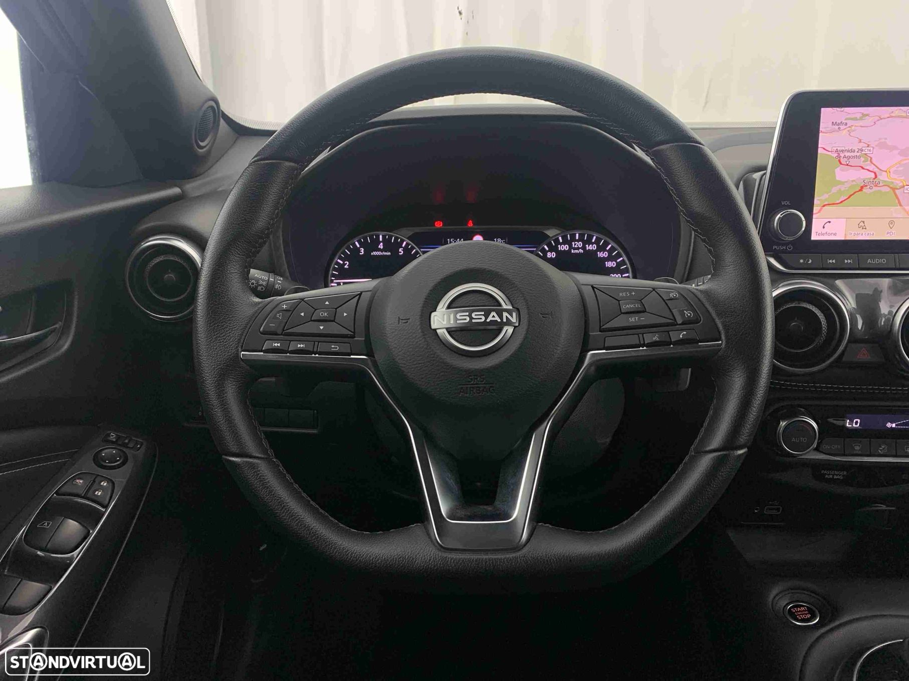 Nissan Juke 1.0 DIG-T N-Connecta NAV.+TwoTone NC DCT - 12
