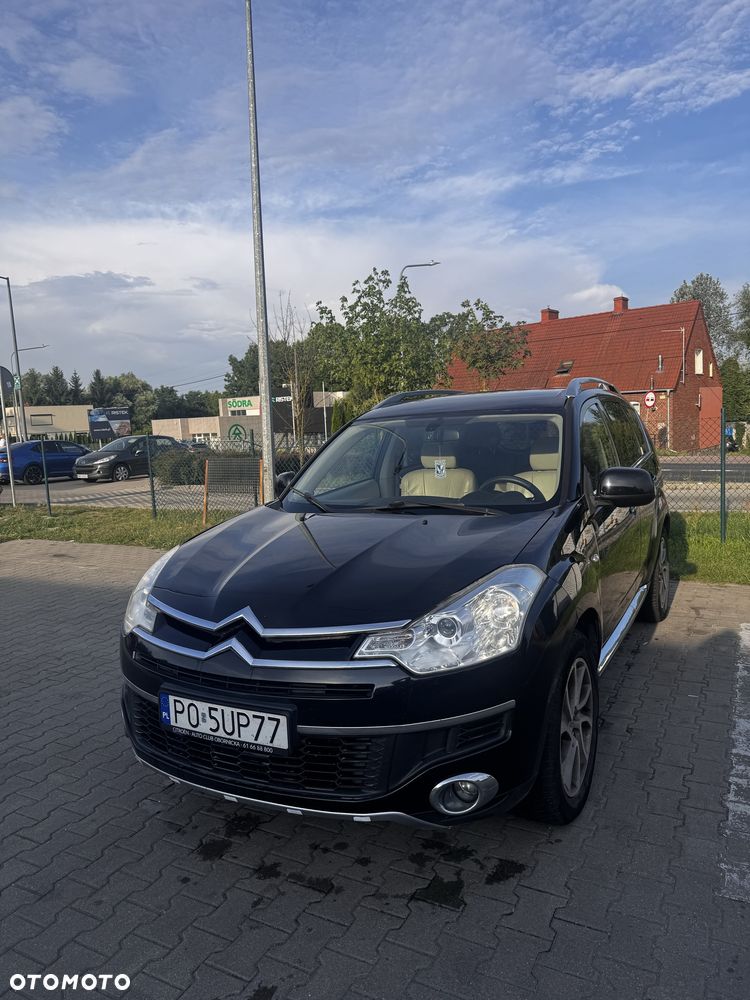 Citroën C-Crosser - 1