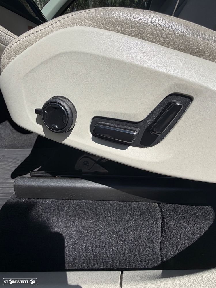 Volvo XC 90 2.0 T8 PHEV Inscription AWD - 22
