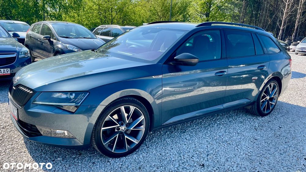 Skoda Superb 2.0 TDI DSG Sportline - 15