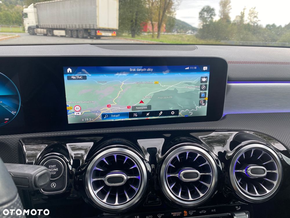 Mercedes-Benz CLA 220 AMG Line 7G-DCT - 10