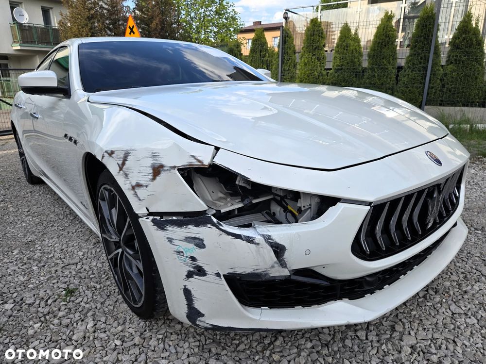 Maserati Ghibli S Q4 Granlusso - 11
