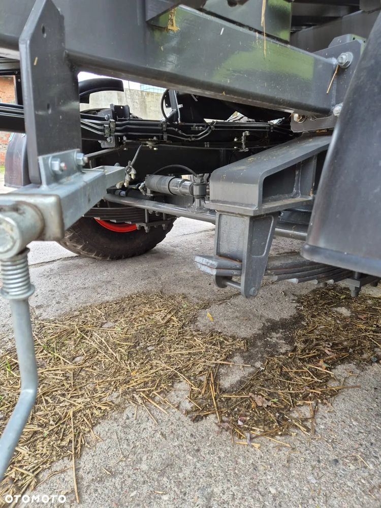 Claas 660 tys netto Claas Quadrant 4200 - 14