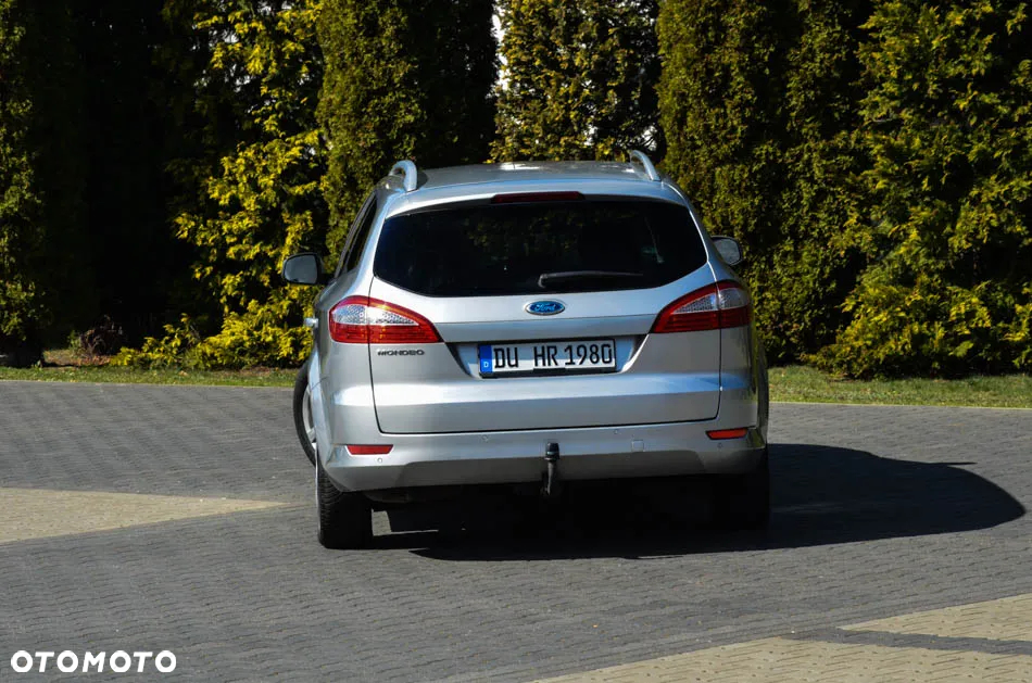 Ford Mondeo 2.0 Ambiente - 15