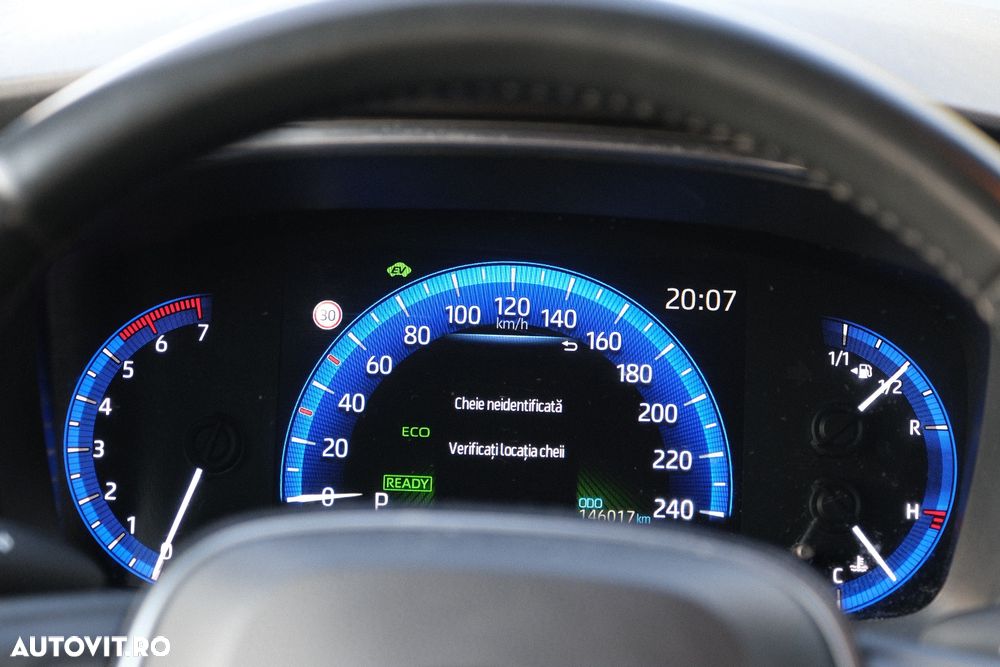 Toyota Corolla 1.8 HSD Business - 9