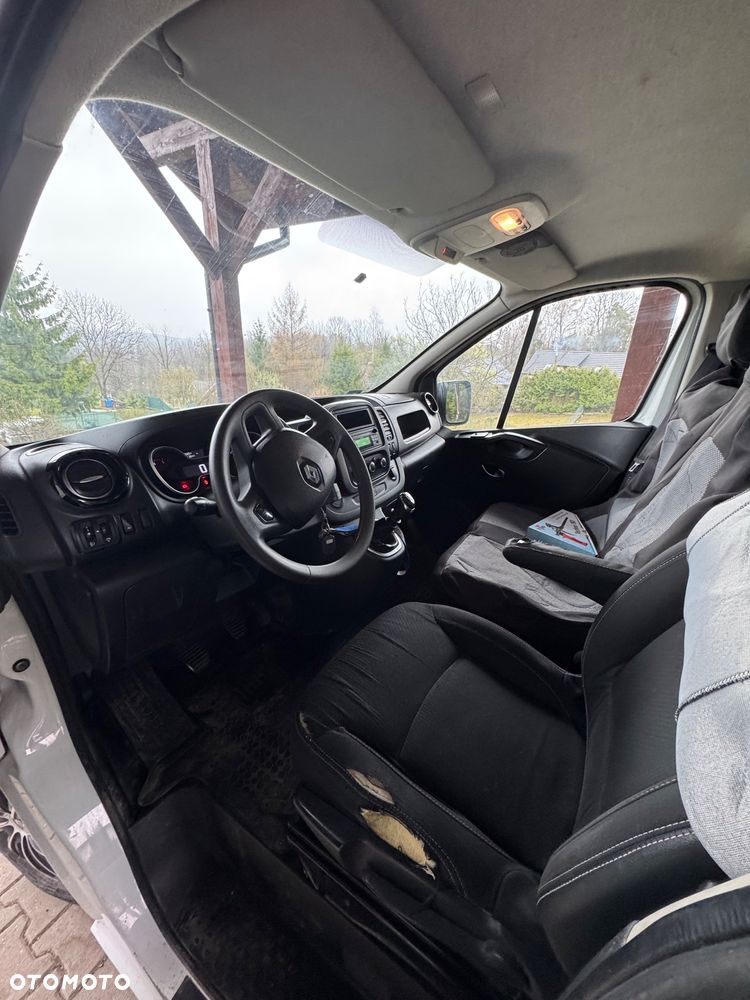 Renault Trafic - 12