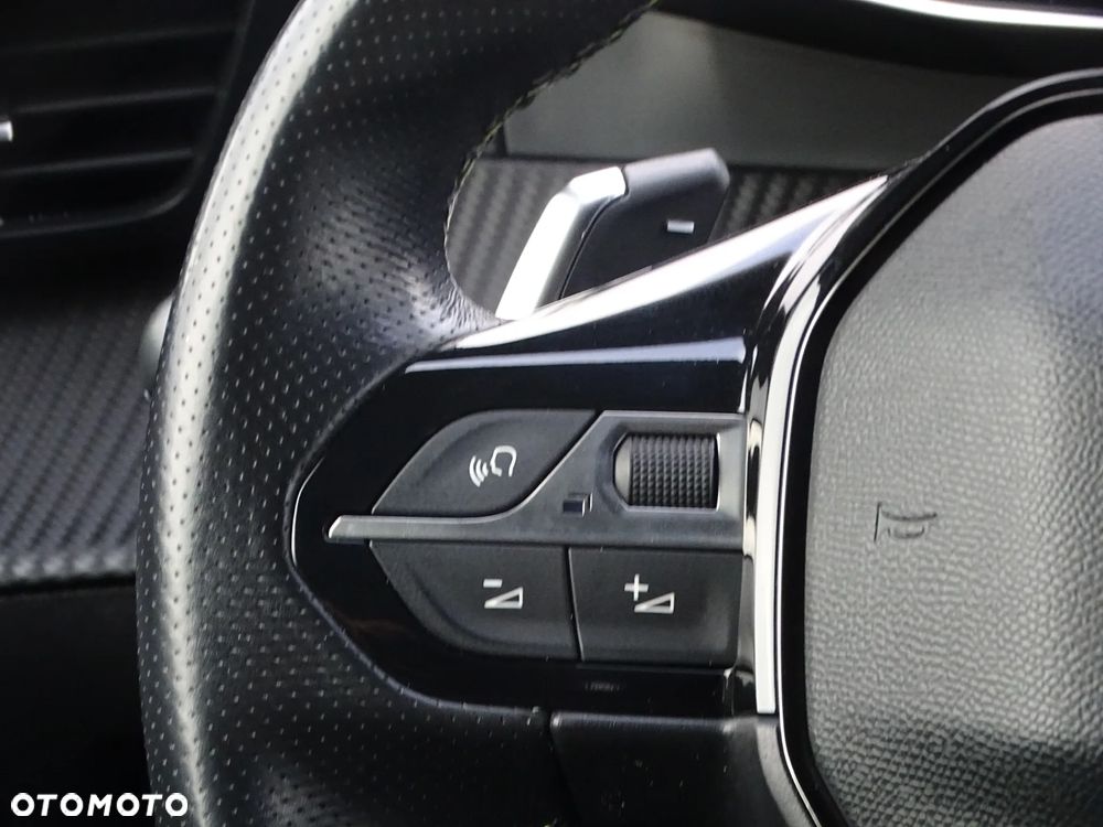 Peugeot 208 PureTech 100 EAT8 GT - 14