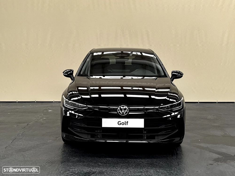 Volkswagen Golf 2026 photo 2